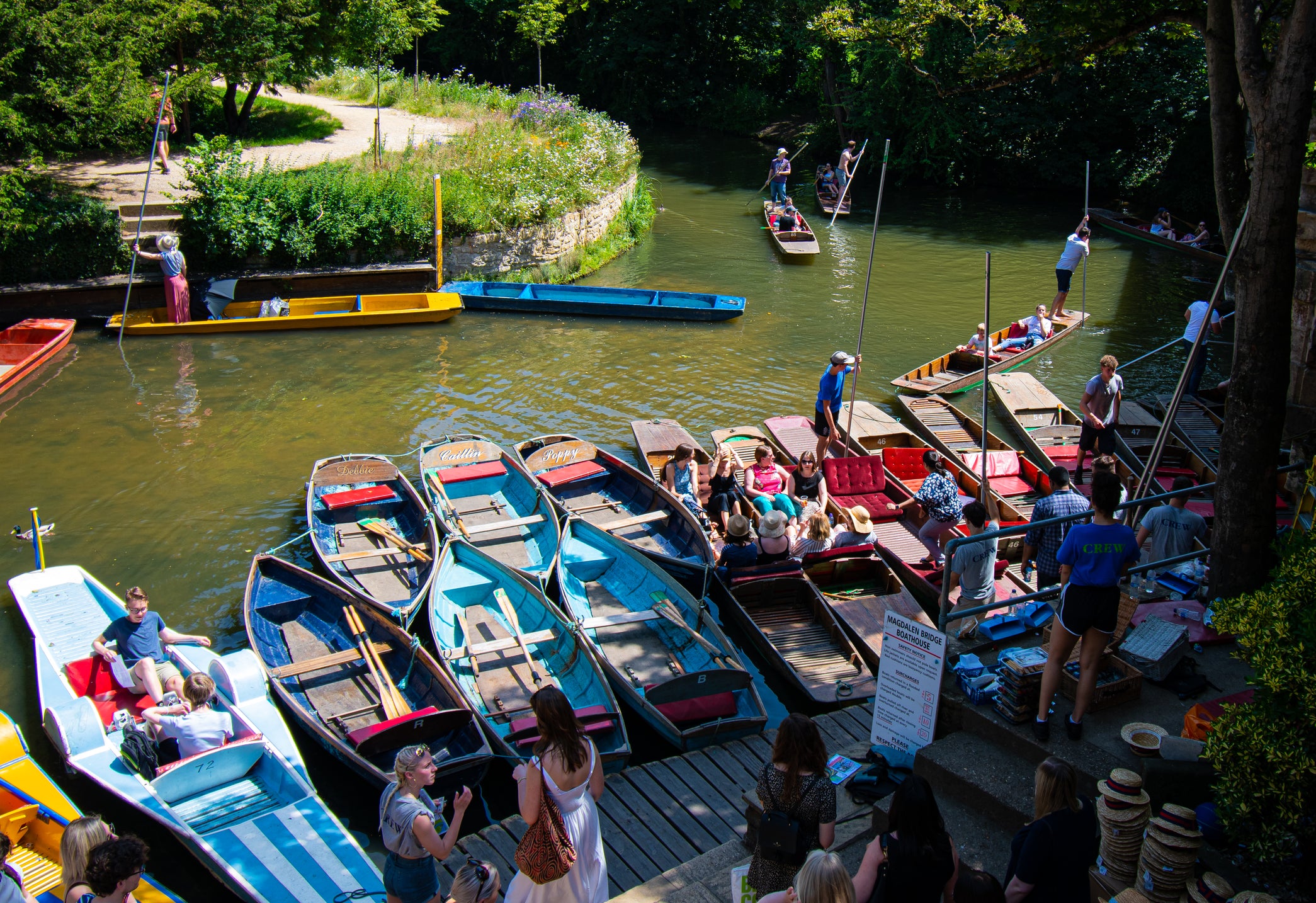 Take a Punt Through Oxford