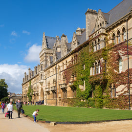 Walking and Punting Experience: Oxford