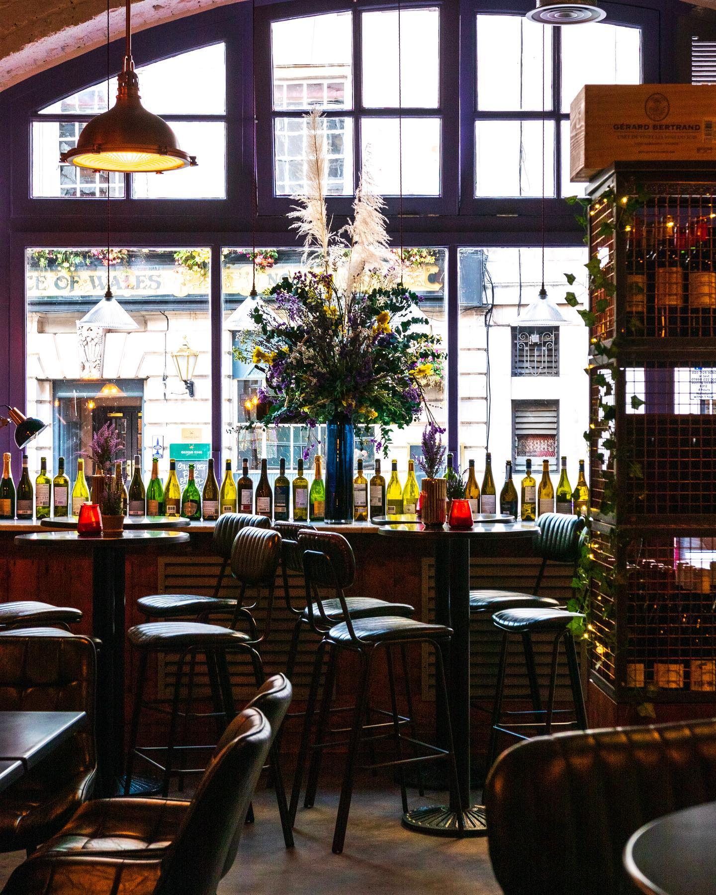 Perfect Pre-Theatre Pour: A Covent Garden Wine Hideaway