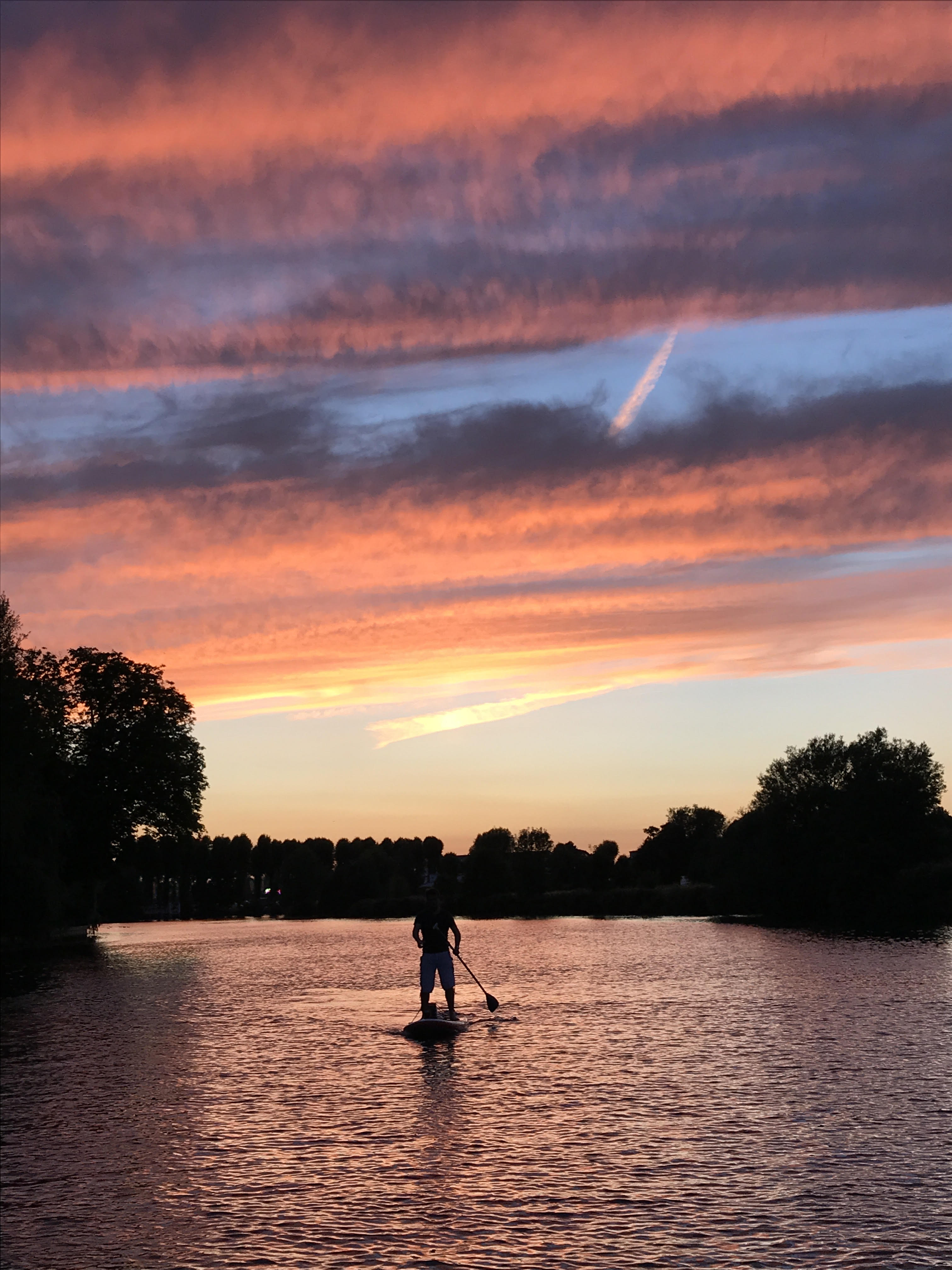 Sunset Paddleboard in Henley