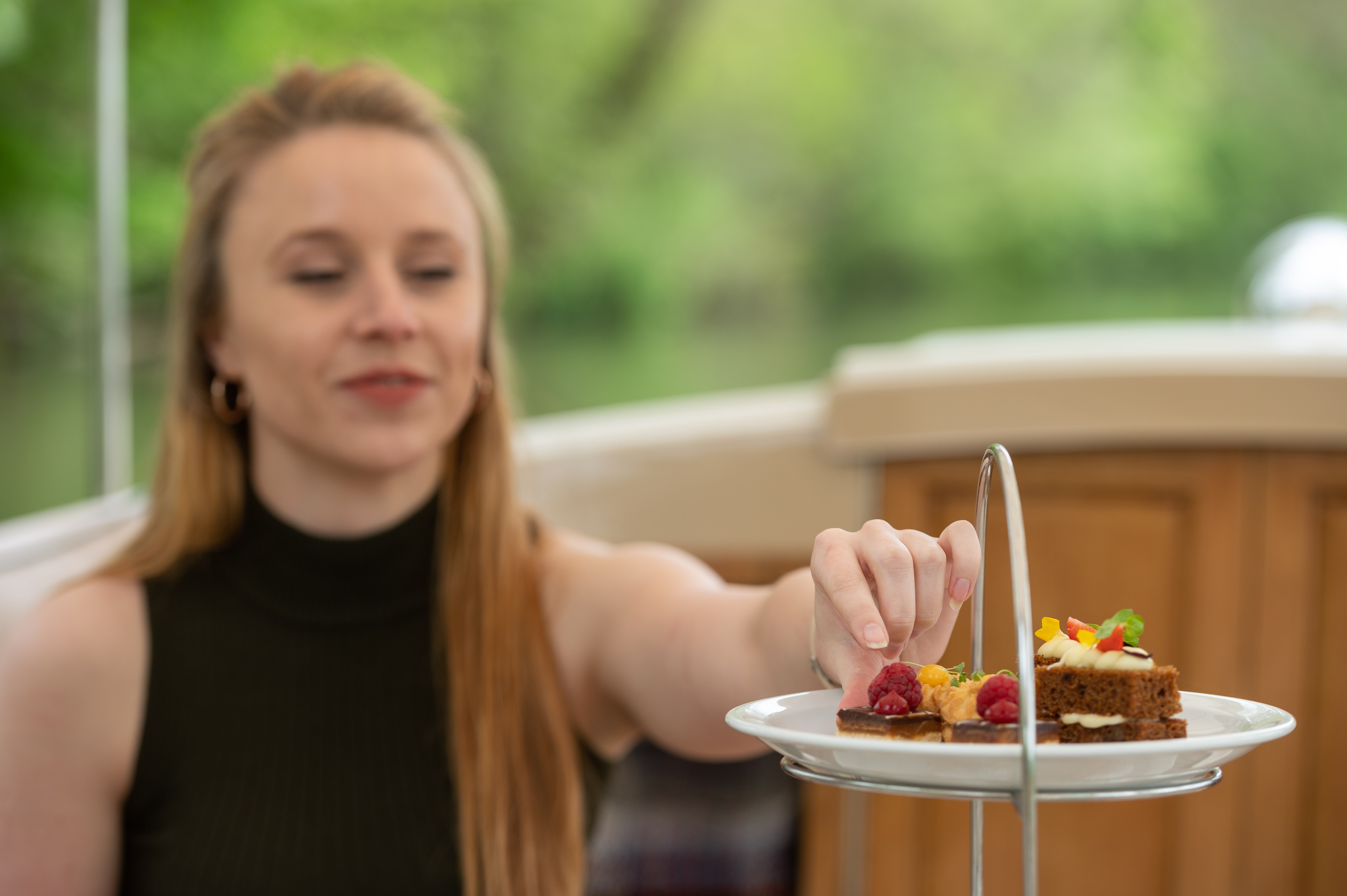 Riverboat Cruise with Afternoon Tea in Oxford