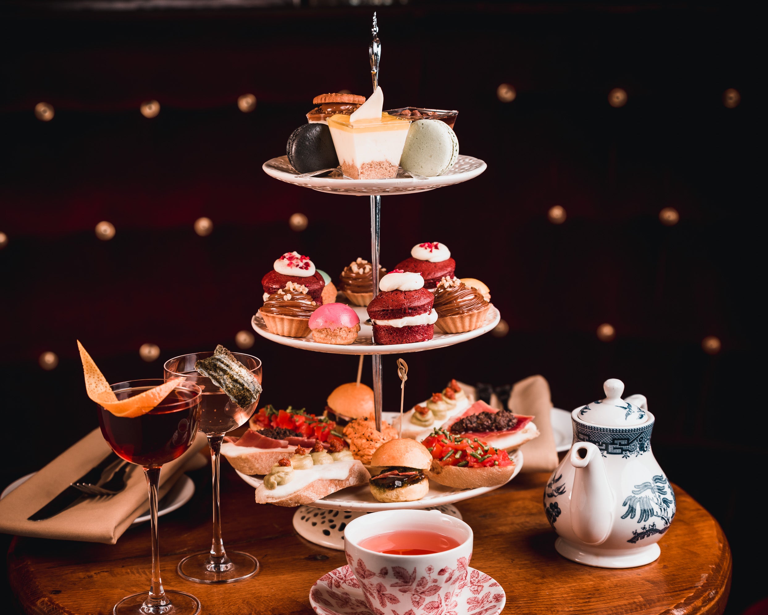 The BEST bottomless Cocktails and an Afternoon Tea